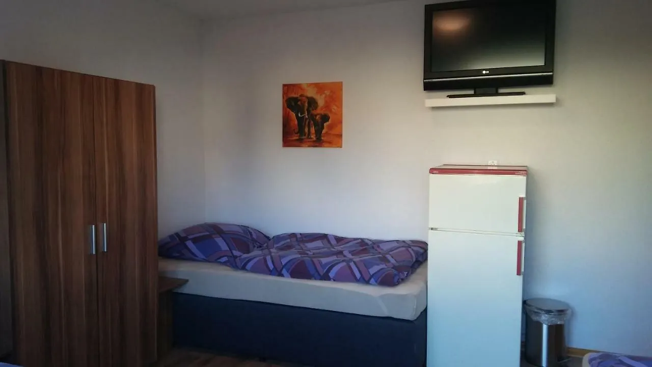 Apartamento Sleepcentral Düsseldorf Habitación en casa particular